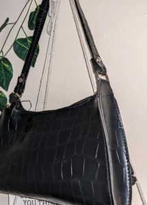 Black Hangbag