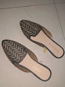 Elegant Gagatose Mules