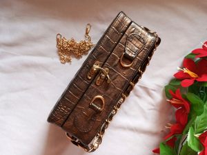 NEW SLING BAG With Detachable Chain
