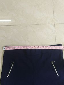 NAVY BLUE JEGGINGS ON SALEE