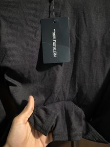 PrettyLittleThing Black Ribbed Ruched Side Crop