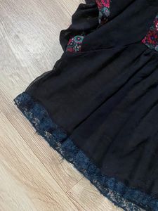 Korean Top