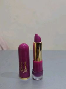 Clamy Matte Lipstick