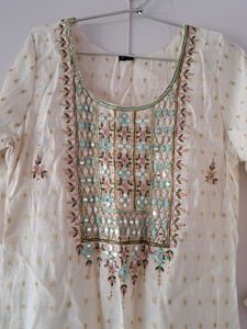 White Embroidered Kurta