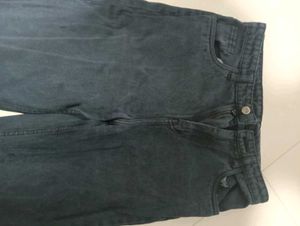 Three Vintage High-Waisted Jeans
