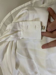 Elegant White flowy Shirt