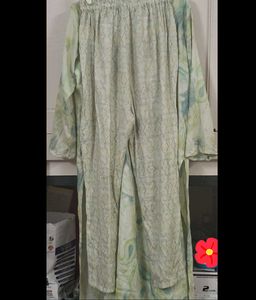 Elegant Light Green Kurta Set With Pants