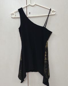 Elegant Black &amp; Gold Top