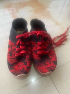 Red Shoose.....