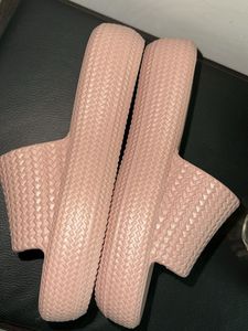 New Zudio Classic ultra soft Slides