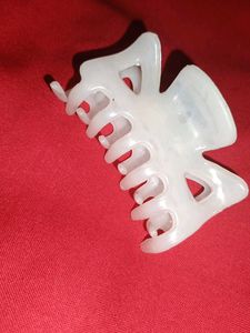 White Claw Hair Clips (Set of 4)