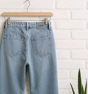 Wide Leg Denim Jeans