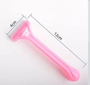 Max Soft Care Razors Pack Of 4