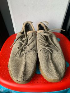 Yeezy Boost 350 V2