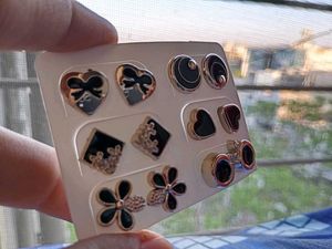 Designer Earrings Set 6 Pairs In Black & Gold