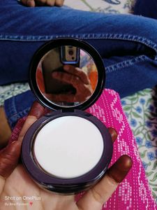 Compact Powder