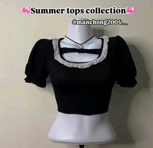 Chic Black &amp; White Crop Top