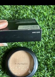 MAC Extra Dimension Skinfinish