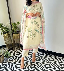 Elegant Floral Kurta Set