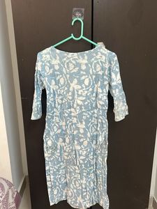 Elegant Blue &amp; White Kurti Set