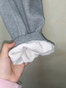warm grey sweatpant/jogger