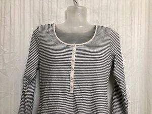 Simply Styled White Long Sleeve Top