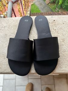 H&M Black Sandals