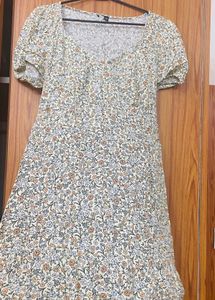 Yellow Floral Print Puff Sleeve Dress