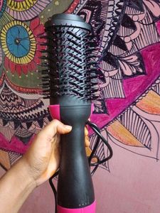THE ONE STEP HAIR BRUSH