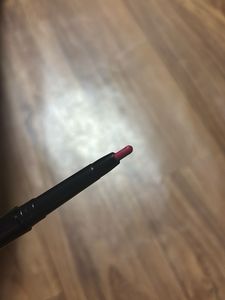 ELF Love Triangle Lip Liner(hotpink)