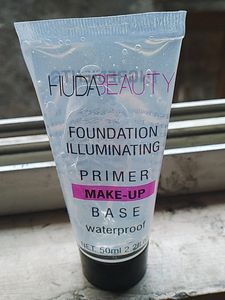 Huda Beauty Foundation Illuminating Primer Makeup Base Waterproof