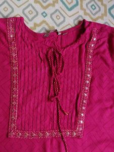 Very Pretty Kurti Set