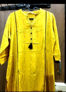 Yellow Gold Stright Silk Blend Cotton Kurti