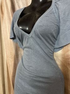 Elegant Blue V-Neck Dress