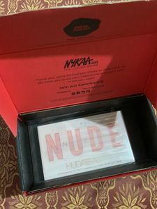 Original Huda Beauty Eye Shadow Pallete