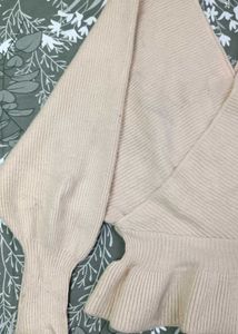 Zara Sweater V-neck Puffed Sleeve Top