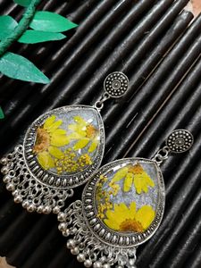 Resin Floral Tassel Earrings