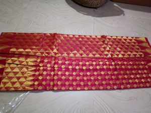 Elegant Sarees - Green &amp; Peach