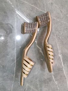 Elegant Gold Accent Sandals