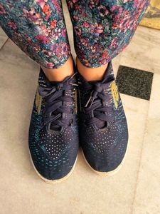 Sports Shoes For Girls