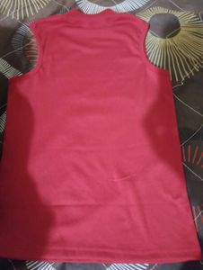 Red Sleeveless Top