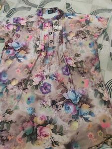 casual floral top