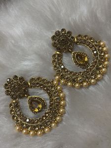 Elegant Gold Earrings