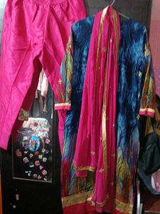 Embroidered Kurta Set