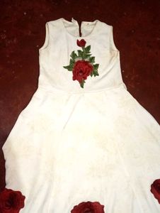 Cute White Dress with Roses