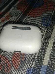 AirPods White Colour