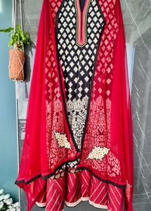 El Red and Black Anarkali Gown With Net Dupatta