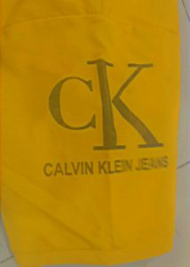 Calvin Klein Men&#39;s Round Neck Tshirt