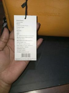 Only 600: Real Price 1499: 3 Pouch Aeropostale Bag