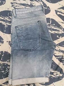 very Beautiful Denim shorts.